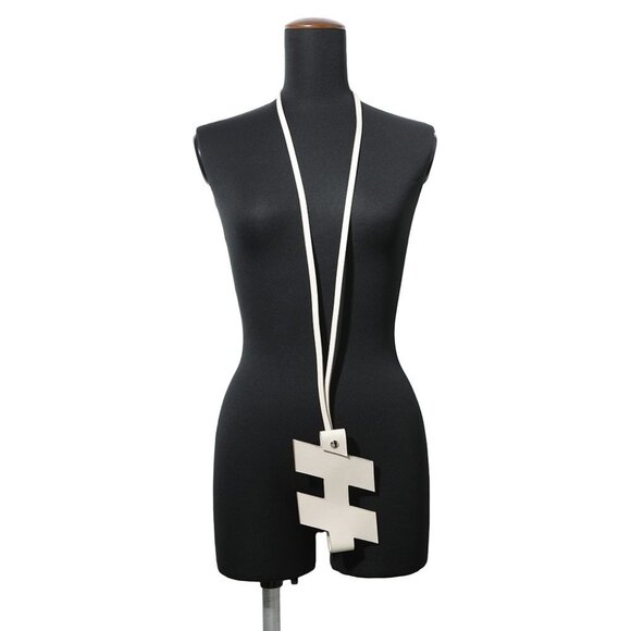 HERMES H Tag Phone Case Epsom Craie - Picture 6 of 11